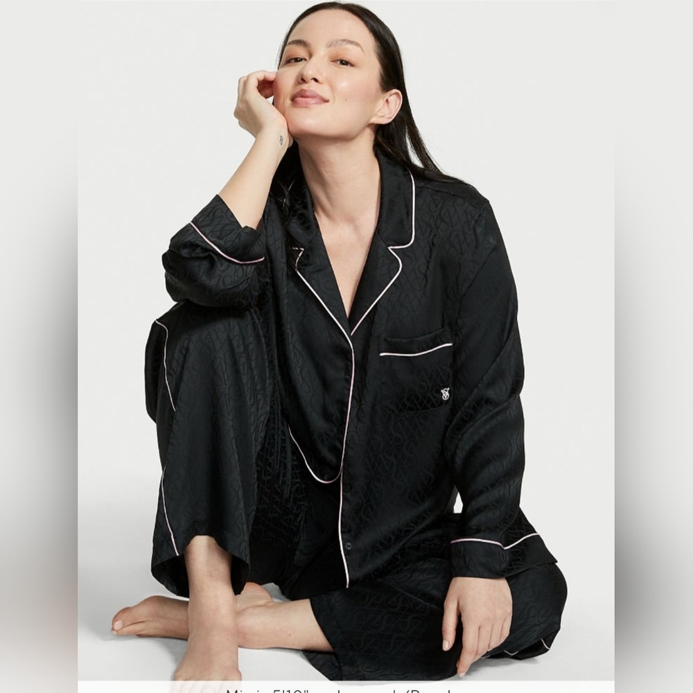 Women's Victoria's Secret XL NWOT Black Pink Satin Logo Matching PJ  Set, Long